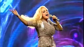 U.S Heather Schmid Singing Pakistan National Song -