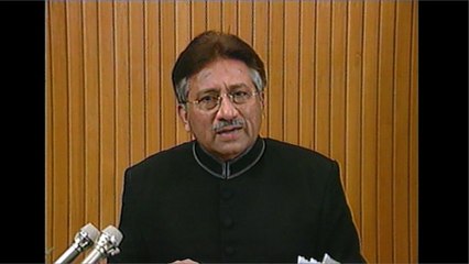 أرشيف- برويز يتعهد بإغلاق المدارس الدينية المحرضة على العنف