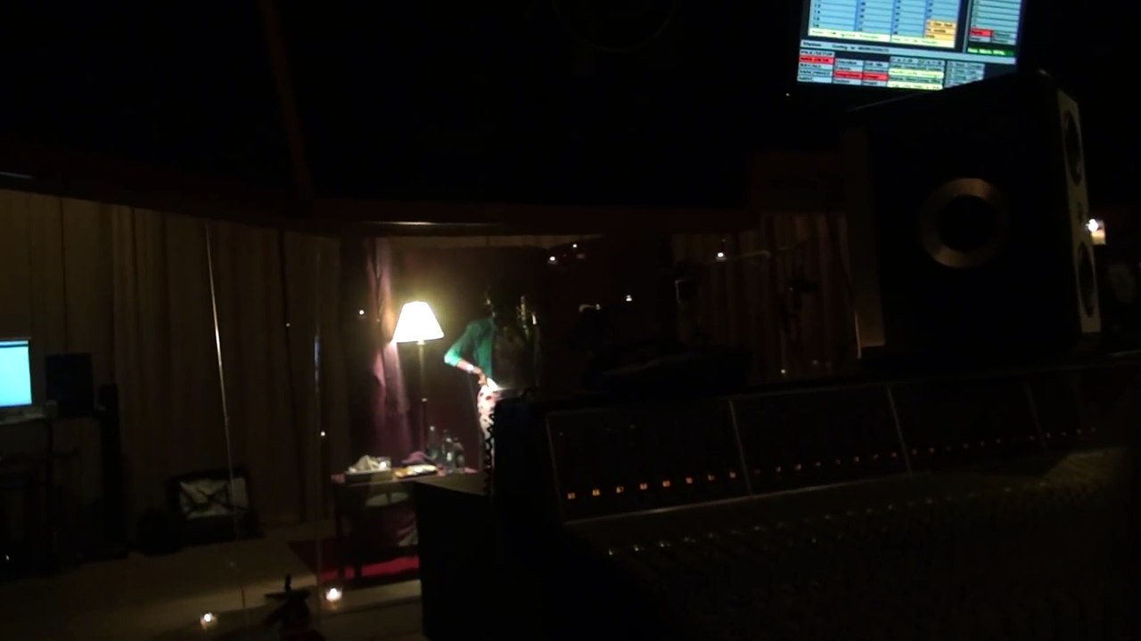 MADONNA & NICKI MINAJ MDNA Studio Footage 2012