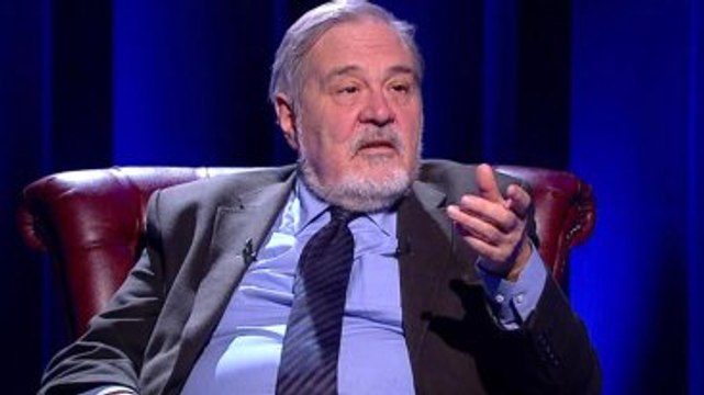 İlber Ortaylı Canlı Yayında Ünlü Sunucuyu Sana Ne! Diyerek Fena Bozdu