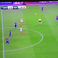 Leo Messi embarrasing Sevilla's defenders for fun
