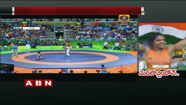 Rio Olympics Wrestler Sakshi Malik wins India's first medal