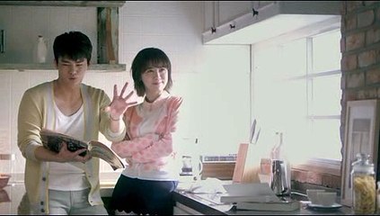 웃다울다(With Laughter or With Tears)