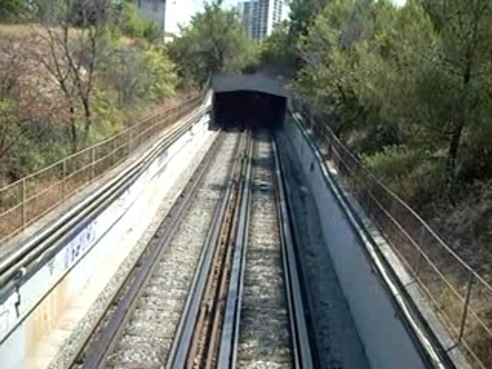 [Metro marseille] Quittant la station St-Just