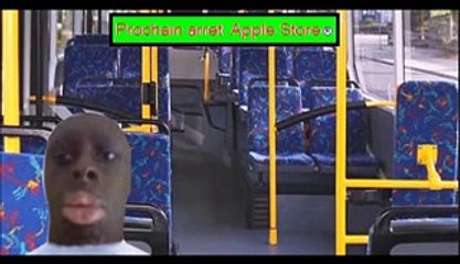 Mamadou Segpa sachète un iPhone