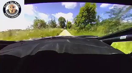 altissima velocità in una strada a senso unico