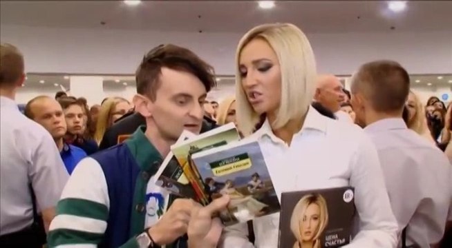 Презентация книги Ольги Бузовой (17.08.2016)