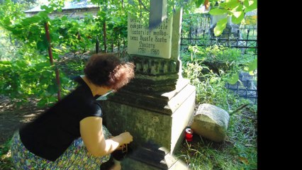 Mormântul Vestitului Cobzar, Barbu Lautaru, de la biserica Zlataust-Iași