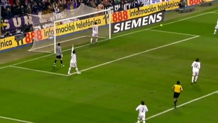 Real Madrid vs FC Barcelona 0-3 Highlights 2005-06 HD 720p (English Commentary)