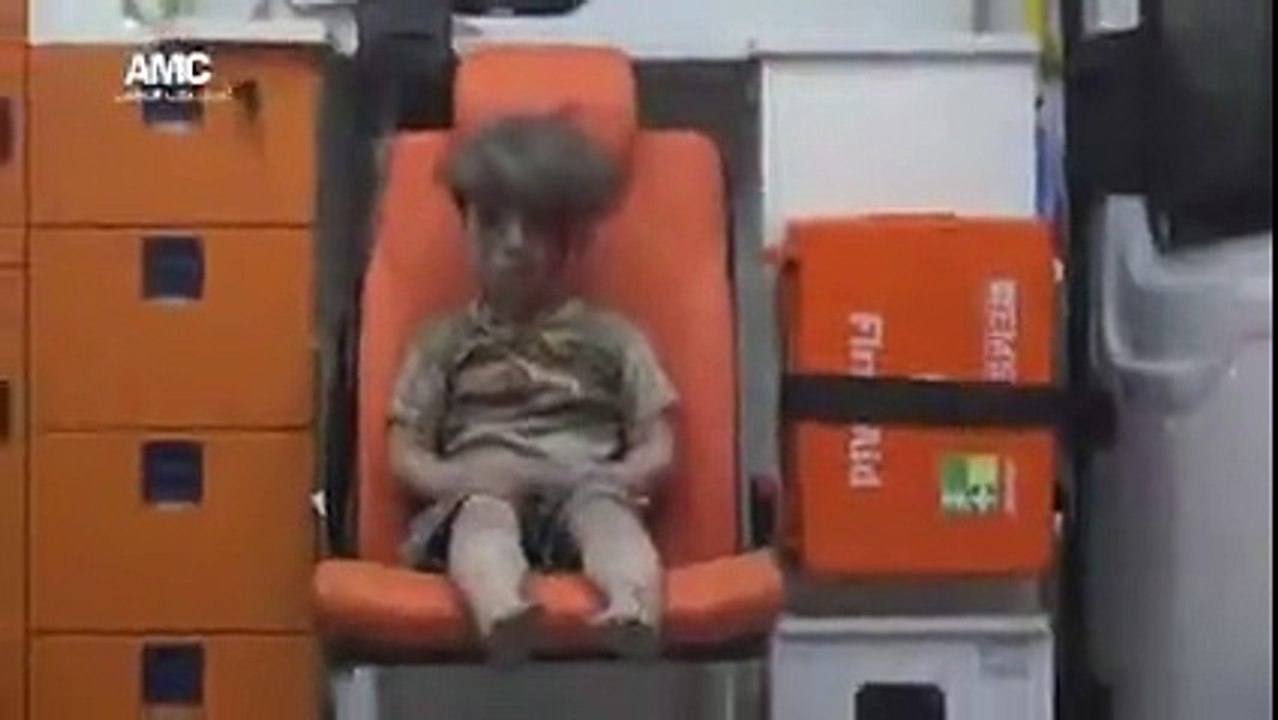 Saldırıda Yaralanan Çocuğun Ambulanstaki Görüntüsü
