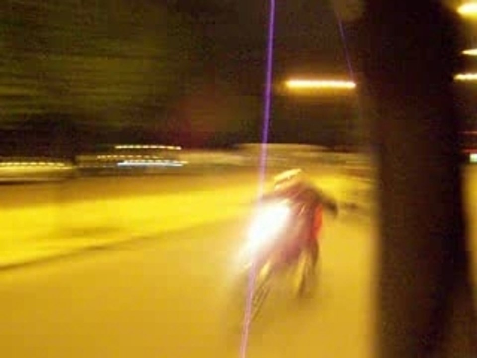 Zip full Team contre Derbi Pro Race XL