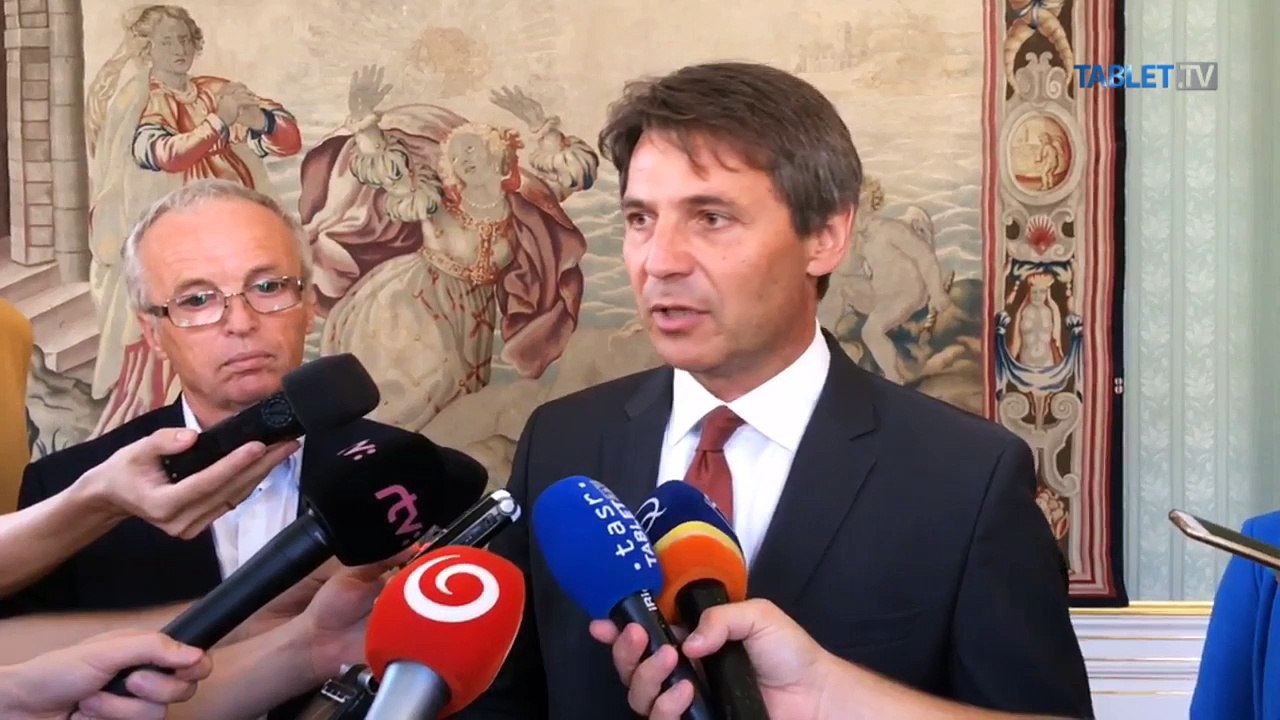 ZÁZNAM: Bratislavskému magistrátu zmizlo niekoľko tisíc podpisov pod petíciu proti hazardu 