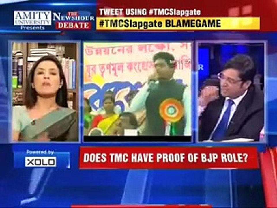 Indian Politician Mahua Mitra Showing MIDDLE-FINGER To Anchor Arnab Goswami