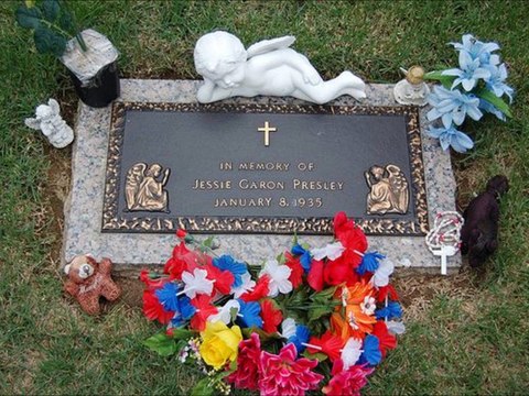 * Elvis Aron Presley; Jesse Garion, near return Presley's Mystery * By Skutnik Michel