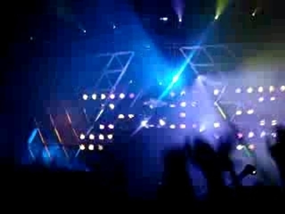 Around the world and burnin, Daft Punk, LA Sports Arena