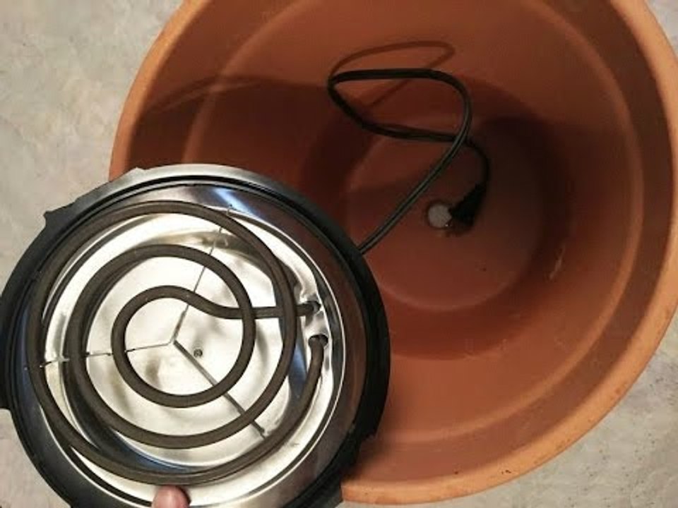 How to Make a DIY Smoker from Terra Cotta Flower Pots