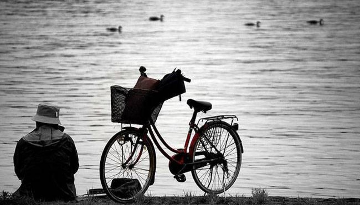 موسيقى حزينة جداً من مسلسل ساق البامبو مع مقتطفات من الرواية