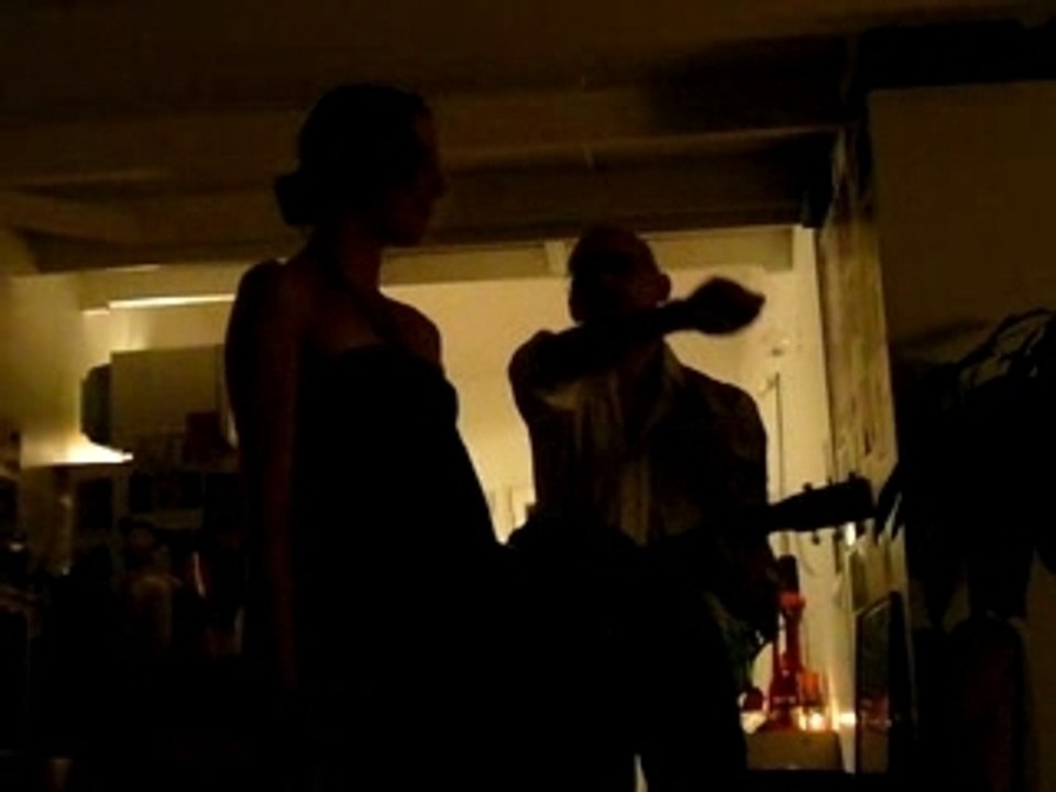 RUBY BRUNE >>> FAIS MOI MAL !!