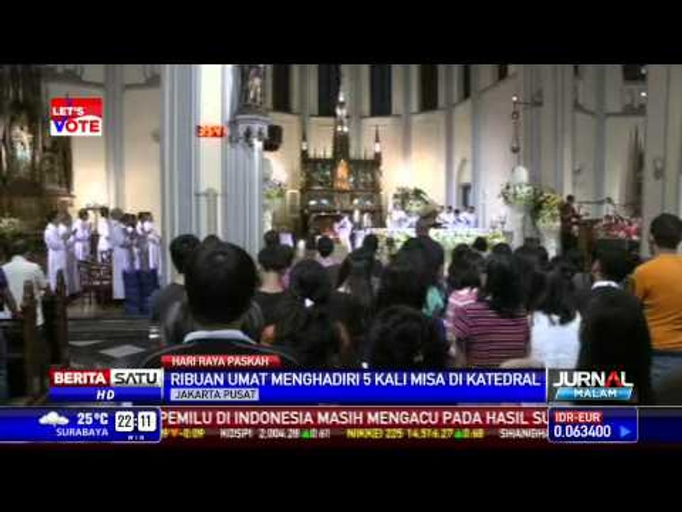 Ribuan Umat Katolik Hadiri Misa Paskah di Katedral