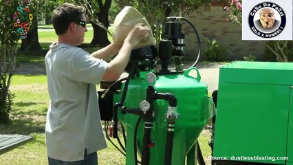 flusso acqua pulisci tutto anche la vernice delle auto o graffiti su muri