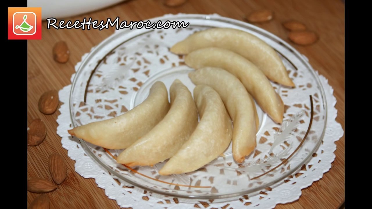 Gâteaux Marocains Kaab Ghzal - Moroccan Sweet Kaab Ghzal -  كعب الغزال