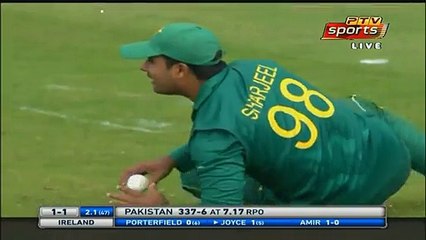 Muhammad Hafeez Again Drops Catch on Muhammad Aamir Bowling