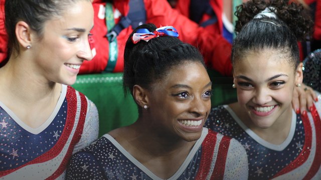 Simone Biles and Zac Efron's golden Twitter romance