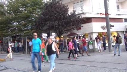 Eskişehir - Özgür Gündem'in Kapatılmasını Protesto Eden Hdp İl Başkanı ile Birlikte 11 Kişiye...