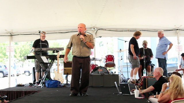 Danny McCorkle sings 'I Gotta Know' Elvis Week 2016