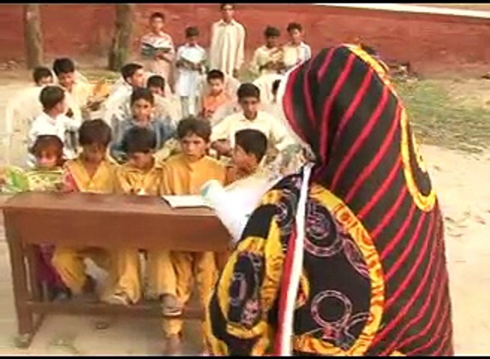 Nazo, Jhugi Aur M.A