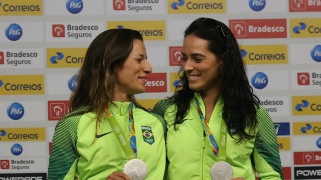 Otimistas, Ágatha e Bárbara celebram prata em meio a surgimento de novas potências no vôlei de praia