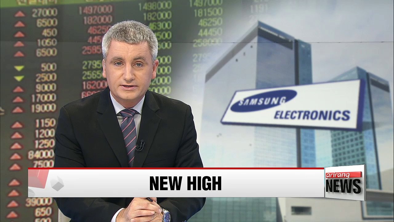 Samsung Electronics shares close at record high...