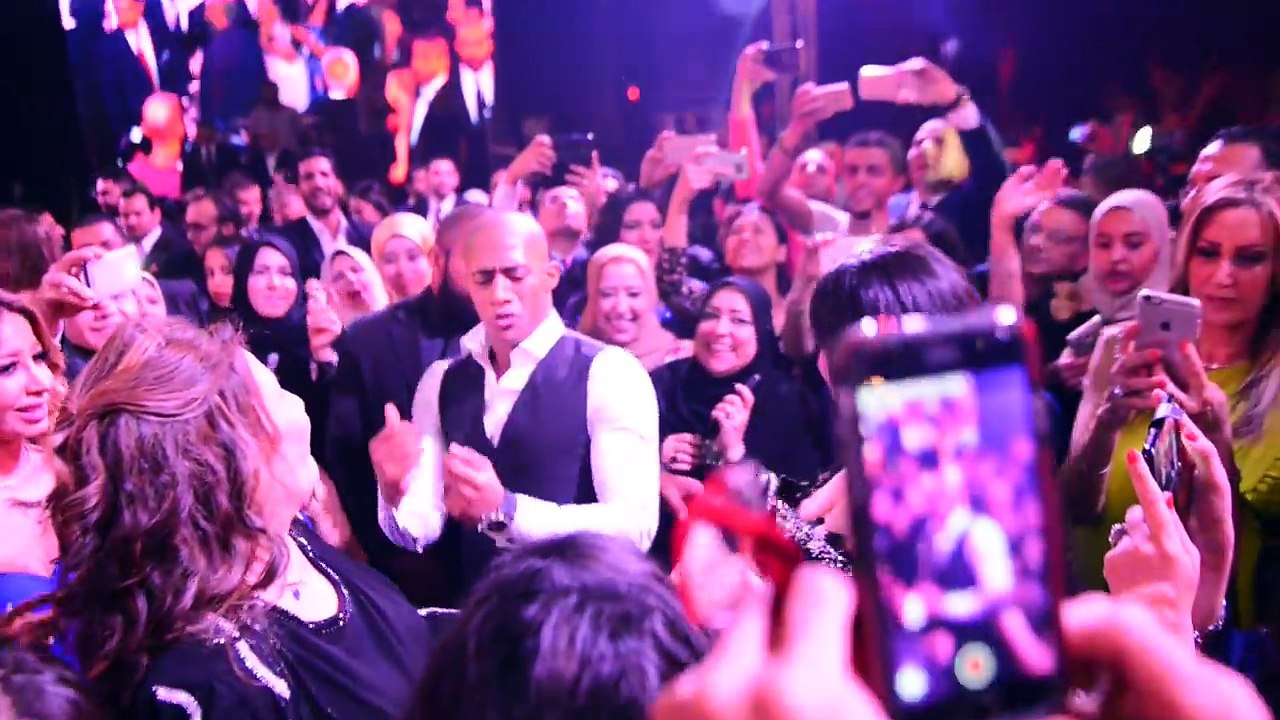 فيفي عبده ترقص بچاكيت محمد رمضان . من فرح كريم السبكي و شهد رمزي