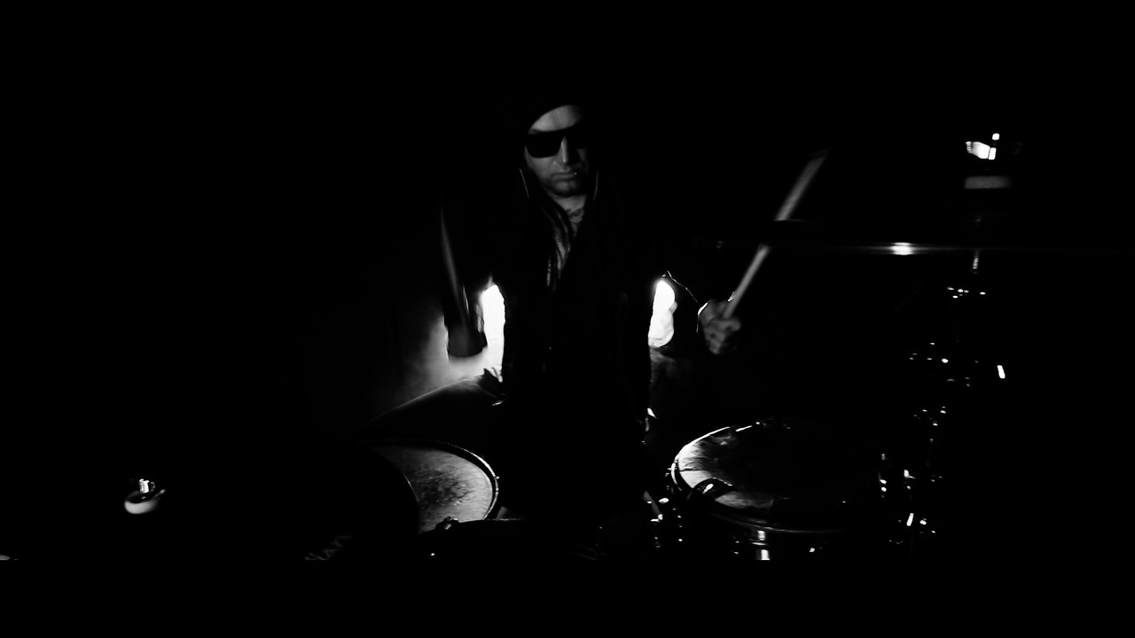 Graveyard Johnnys - Compromise (Official Video)