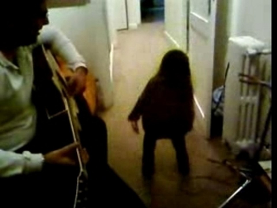 Liza chante