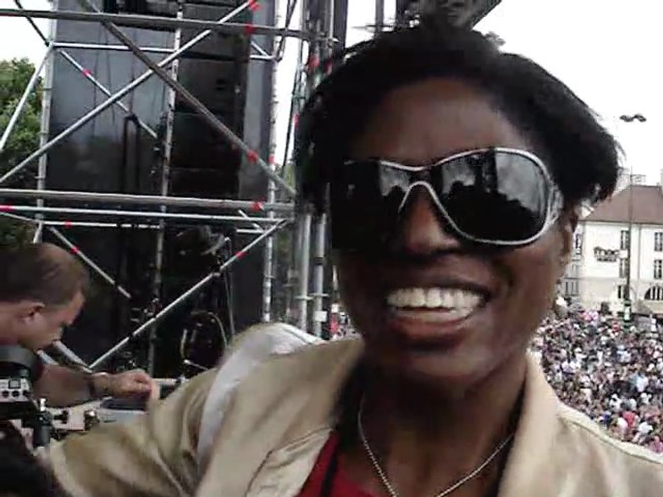 Paulette Live Bastille - Gay Pride 2007