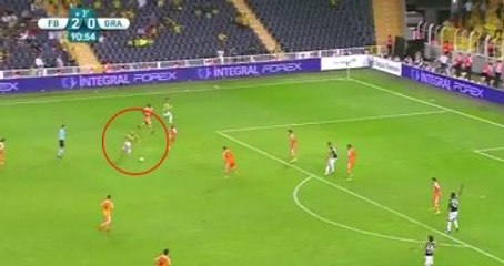 Miroslav Stoch'un Attığı Gol Taraftarı Ayağa Kaldırdı