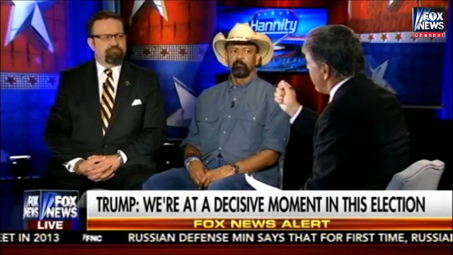 Hannity 8-16-16 - Sean Hannity Analyze Donald Trump's 'Groundbreaking' speech at West Band WI Rally_47