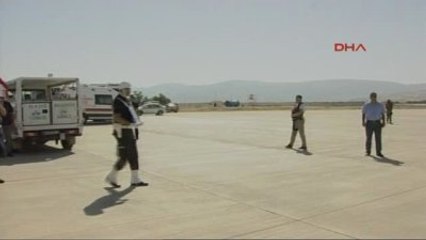 Elazığ Şehitleri İçin Elazığ Havalimanında Uğurlama Töreni Düzenlendi