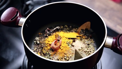 Malwani Masala Powder | Recipe by Archana in Marathi | Multi Purpose Indian Spice | Basic Cooking