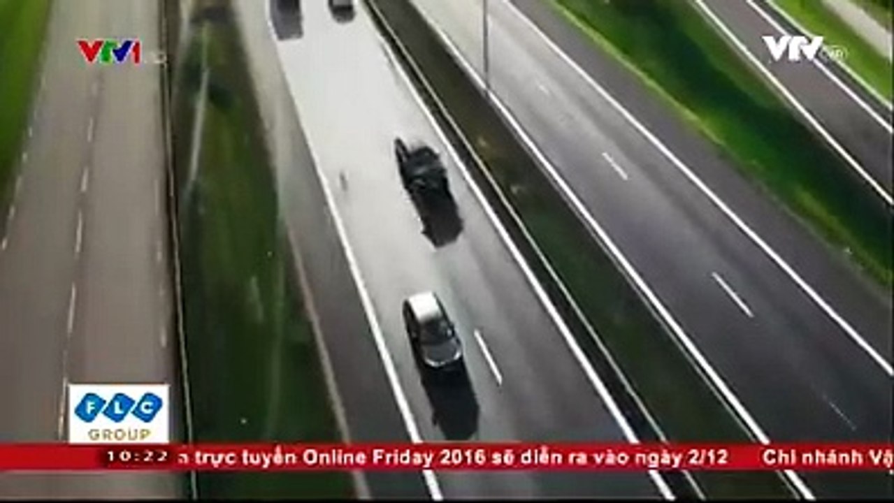 Tập đoàn sản xuất ô tô Volvo của Thụy Điển đã công bố thương vụ hợp tác trị giá 300 triệu USD với Uber - hãng cung cấp dịch vụ taxi giá rẻ toàn cầu, để phát triển dòng xe hơi tự lái.