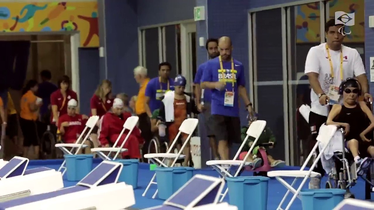 Incroyable: regardez comment nagent ces handicapés aux J.O handisport