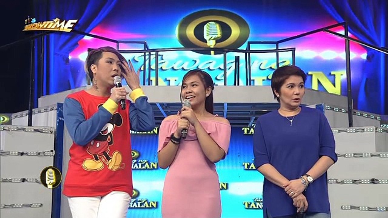 Tawag Ng Tanghalan: Jhong Hilario breaks the stairs of Tawag Ng Tanghalan