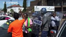 Zimbabwe: proteste contro la reintroduzione della valuta nazionale