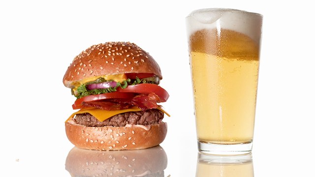 Les dessous d'une publicité pour hamburger