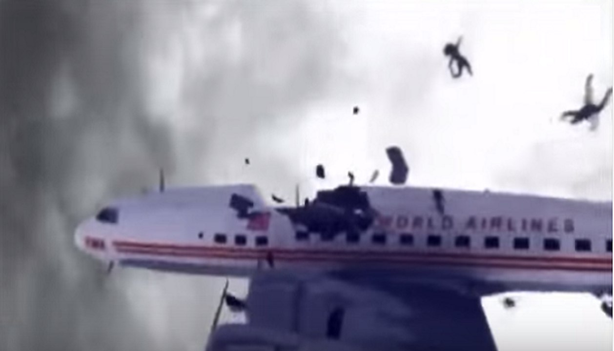 Mid Air Plane Crash New York City United Airlines vs Trans World Airlines Mid Air Crash