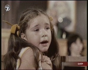 ACIKLI BİR SAHNE-ÇOCUK OYUNCU ECE ALTON