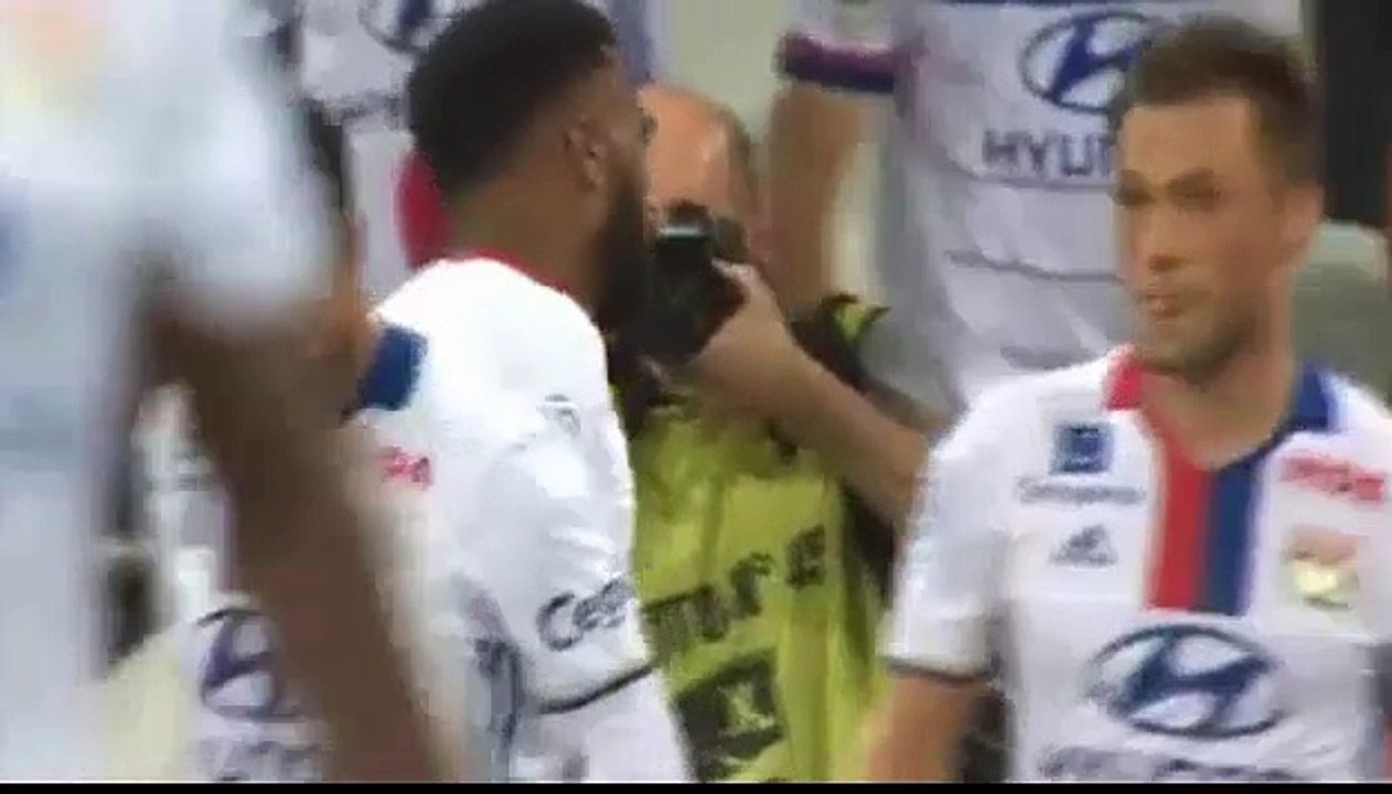 Olympique Lyonnais 2-0 SM Caen - Le Résumé du Match et Alex Lacazette Buts HD (19.8.2016)