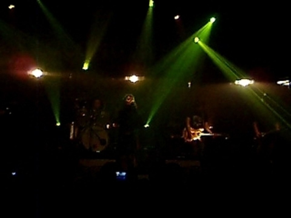 Olivia live à Paris - Cut me free