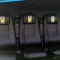 No sólo en la tribuna el Uni se viste de gala, también en las bancas.